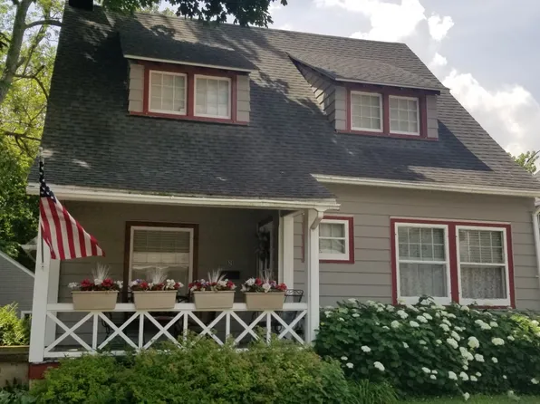 624 Ashland Ave, Rockford, IL 61103