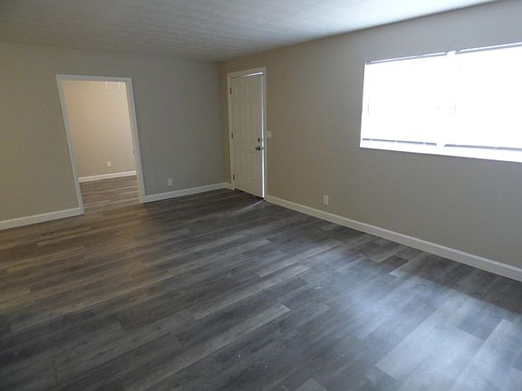 5th image of 7330 Melvin Cir N