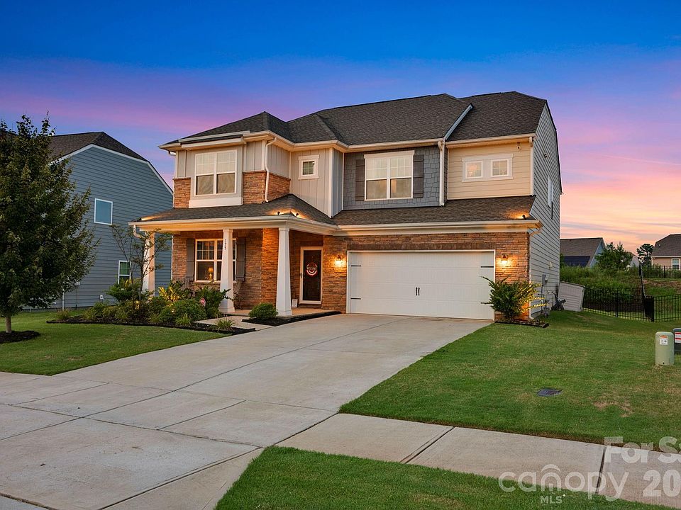 1st image of 175 Falls Cove Dr