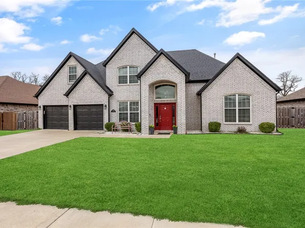 1860 Sunrise Cir, Centerton, AR 72719