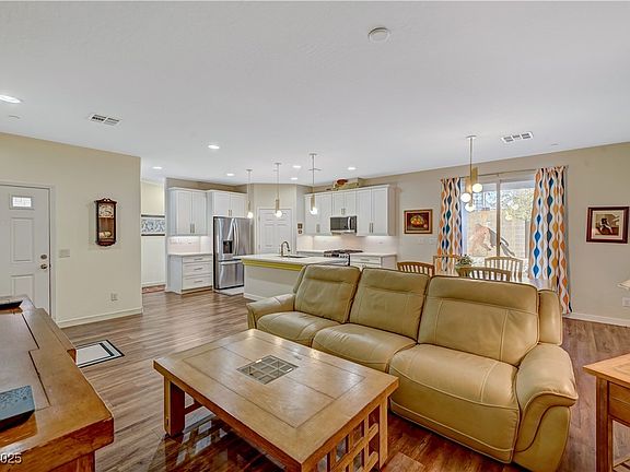 3rd image of 1544 Tilman Ln