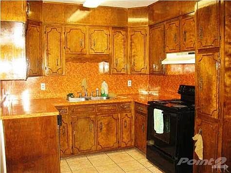 Kitchen with lots of Cabinets