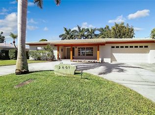2401 W Bay Isle Dr SE, Saint Petersburg, FL 33705
