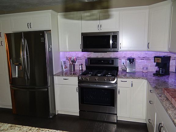 5th image of 8171 Colleen Dr
