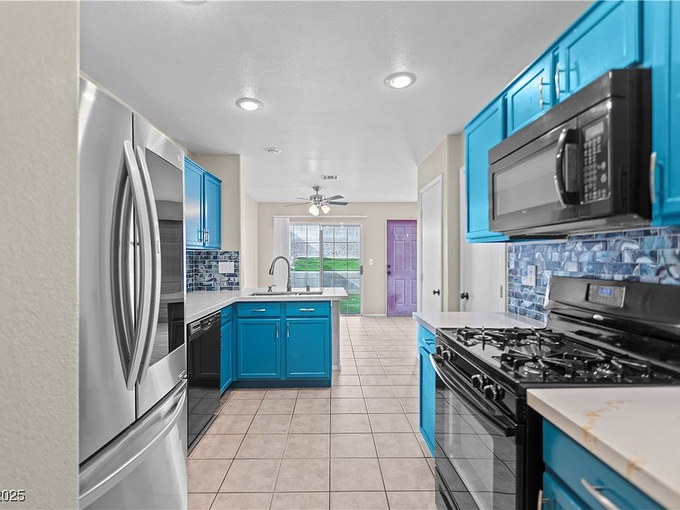 1st image of 3883 Starfield Ln