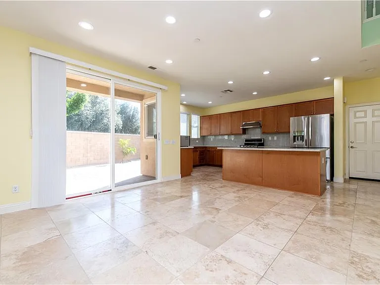 7271 Enclave Dr — Photo 6