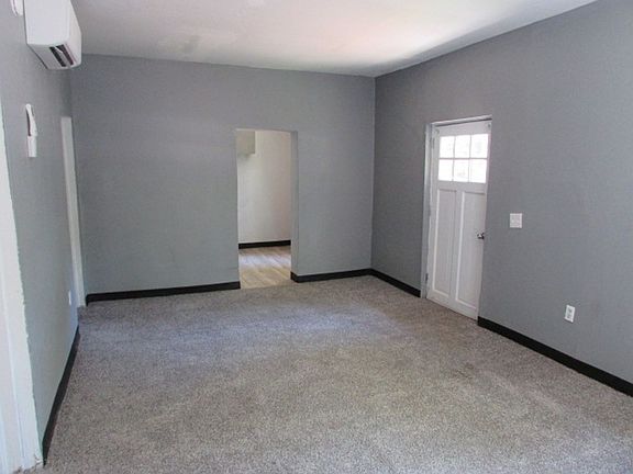 3rd image of 26 Burgess Ct