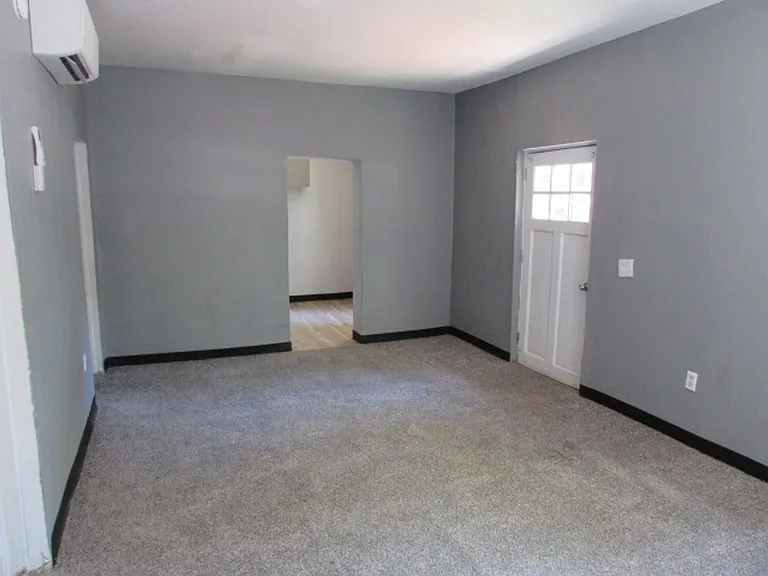 26 Burgess Ct — Photo 3
