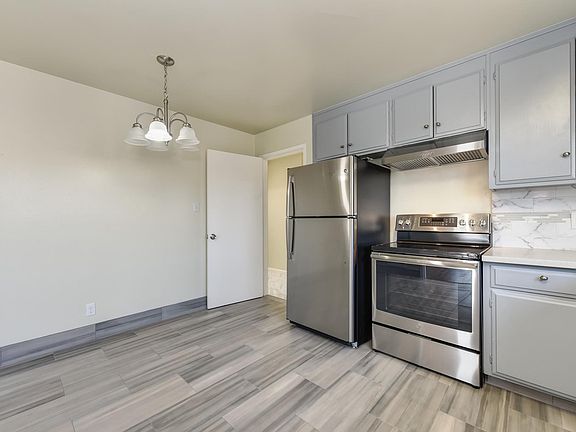 2nd image of 695 33rd Ave APT 4