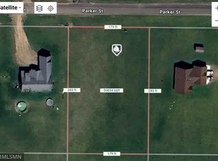 1945 Parker St, Mora, MN 55051