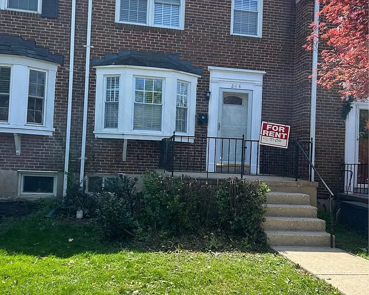 243 Brandon Rd — Photo 1