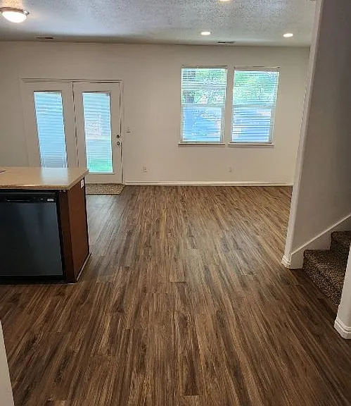 159 N 1580 W — Photo 25