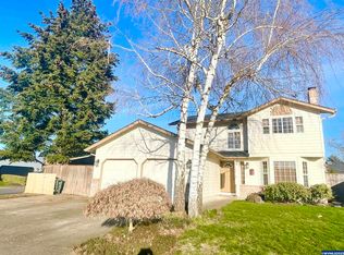 3423 Honeywood St, Eugene, OR 97408