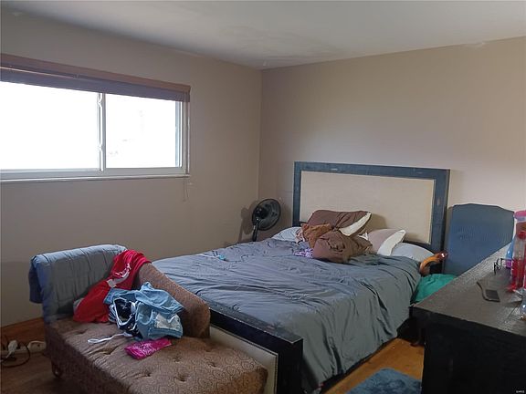 4th image of 745 Charvel Dr
