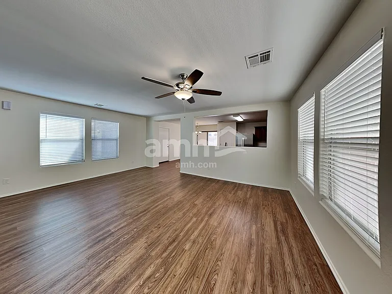 17182 N 184th Dr — Photo 6