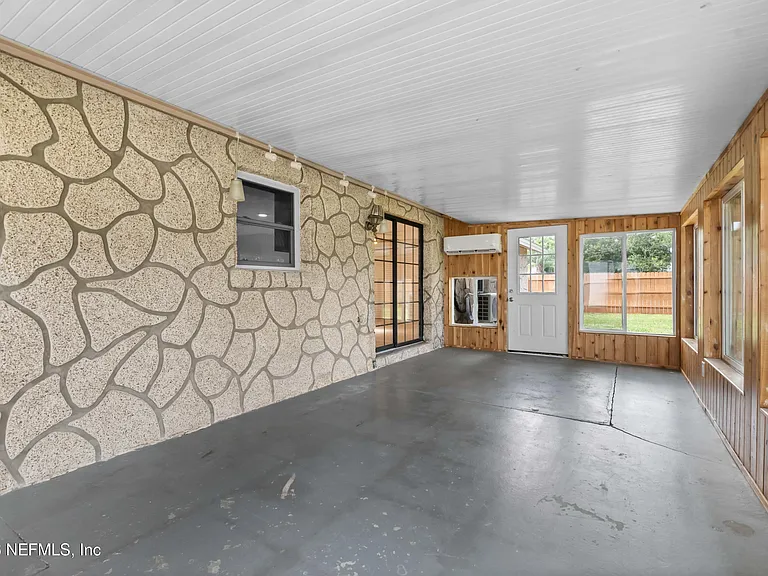 250 Nautical Blvd S — Photo 23