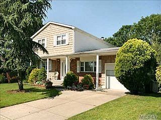 5th image of 26 Babcock Ave
