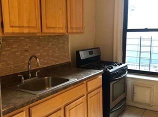 429 Eastern Pkwy #4H, Brooklyn, NY 11216