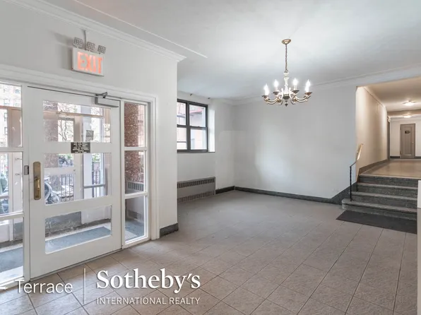 88-10 34th Avenue image 15 of 17