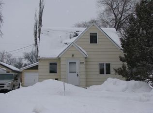 1617 7th Ave S, Fargo, ND 58103