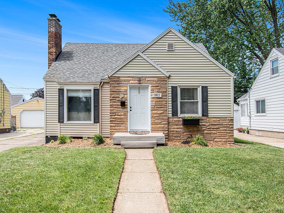 1st image of 1811 Jennette Ave NW