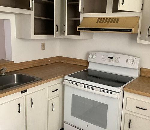 4th image of 1800 SW 81st Ave APT 1410