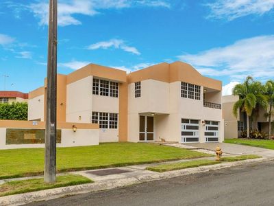 B5 Calle Preciosa, Cayey, PR, 00736