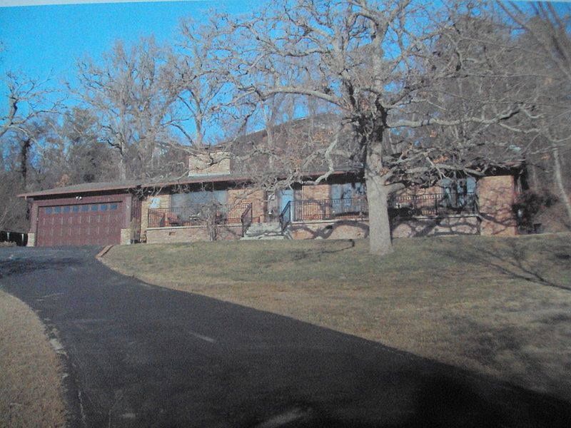 432 N. Assembly Drive : Front of house in early Fall.