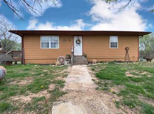 32202 57th Dr, Arkansas City, KS 67005