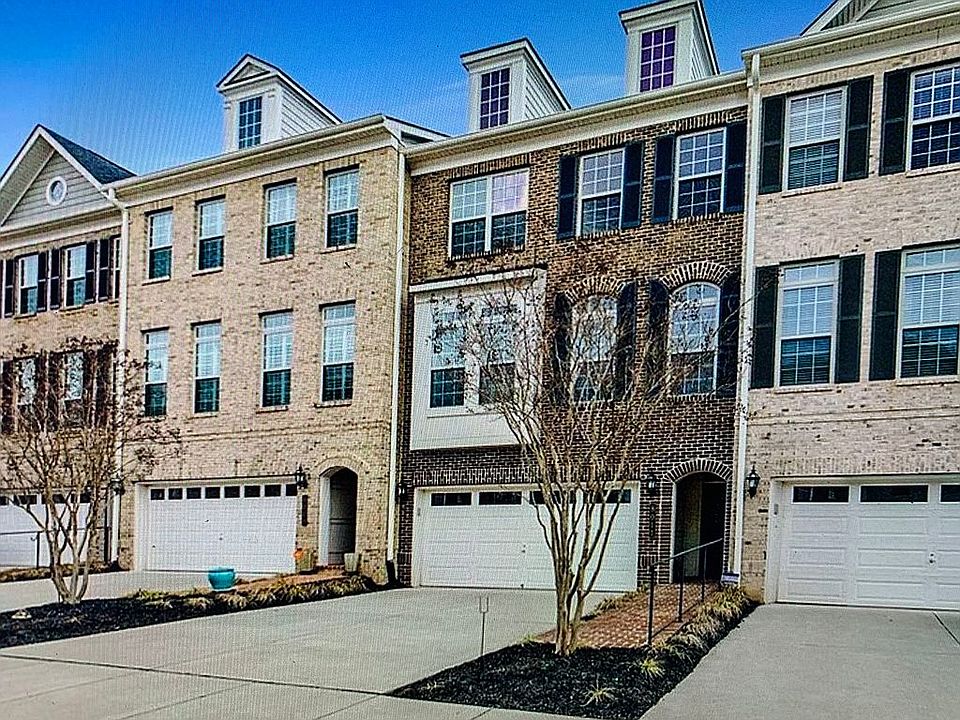 1st image of 8011 Turtle Creek Cir