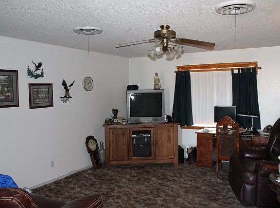 2nd image of 4521 N Moss Ave