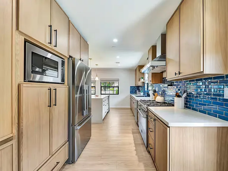 4244 Brunswick Ave — Photo 19