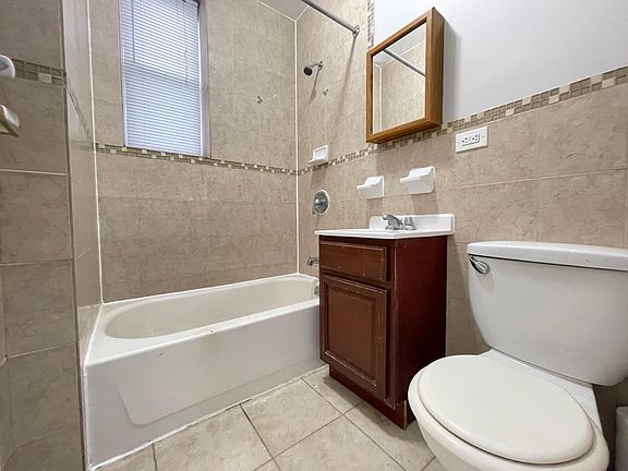 5th image of 943 Pavonia Ave #43B