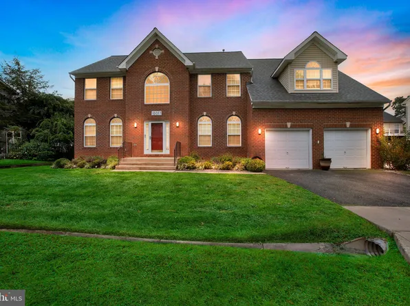 10017 Harbor Ave, Glenn Dale, MD 20769