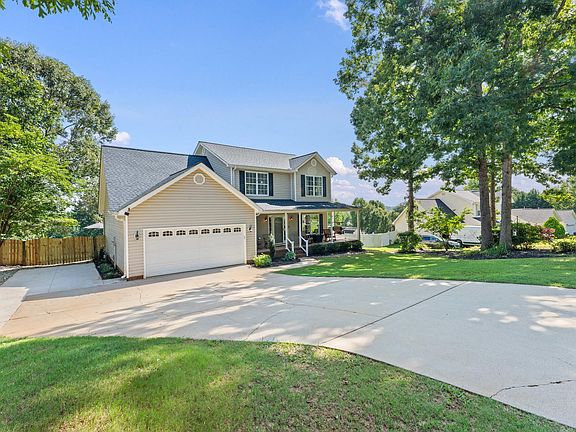 2nd image of 705 Canton Ct