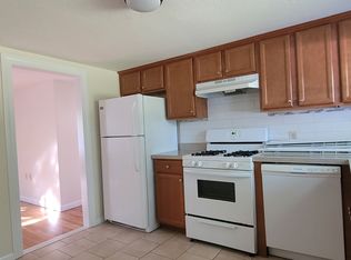 47 Manzella Ct, Rockland, MA 02370
