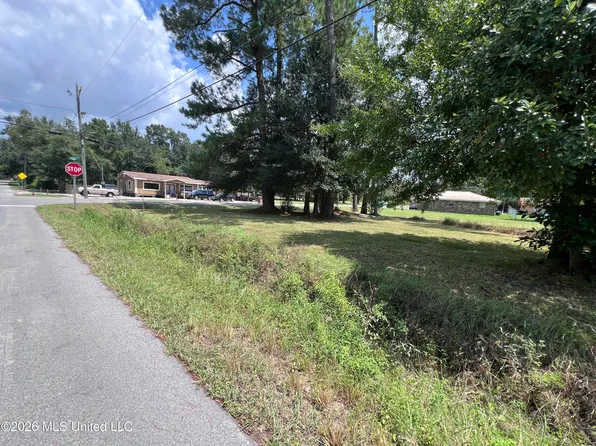5020 Texas Ave, Gulfport, MS 39501