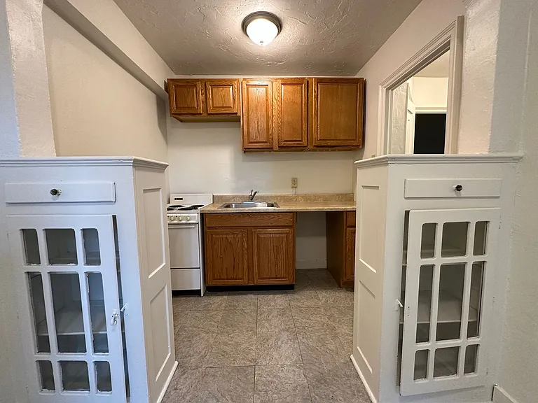 5700 Munhall Rd — Photo 22