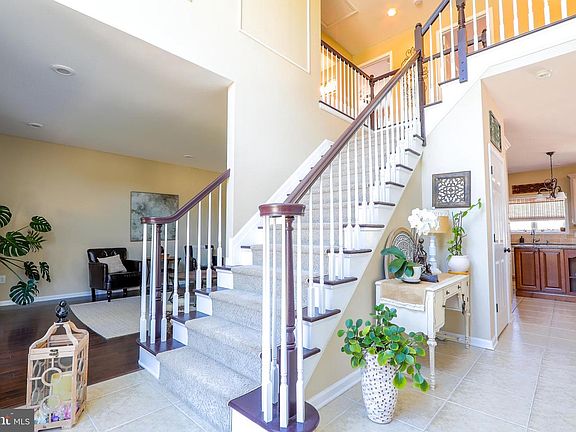 3rd image of 24 Orsaf Ln