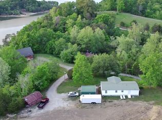 2143 Stillhouse Rd, Dandridge, TN 37725