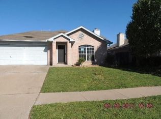 5809 Magnum Dr, Arlington, TX 76018