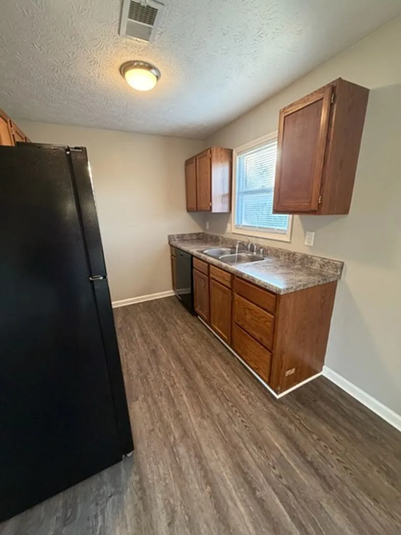 105 Manna Drive — Photo 1
