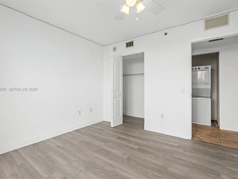 2681 N Flamingo Rd #2205S — Photo 29