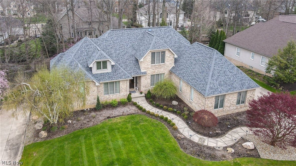 439 Sawgrass Dr, Fairlawn, OH 44333 Zillow