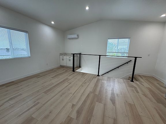 3rd image of 6740 Elmore St #6740