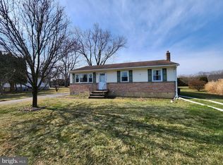 104 Lopax Rd, Harrisburg, PA 17112