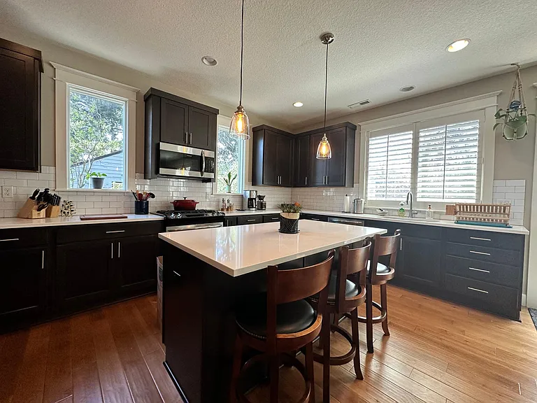 7920 NE Schuyler St — Photo 12