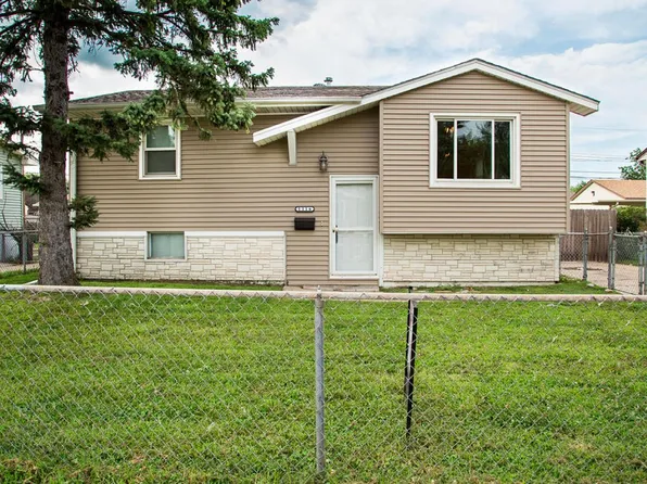 1116 Cachelin Dr, Carter Lake, IA 51510