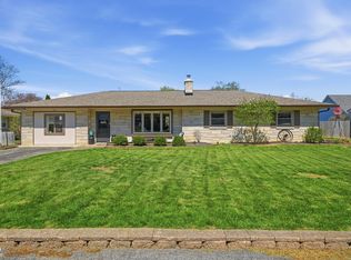 917 Linda Dr, Fortville, IN 46040