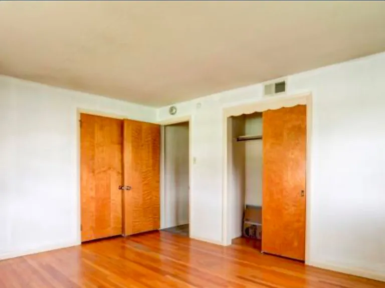 83 N Church St SW — Photo 18